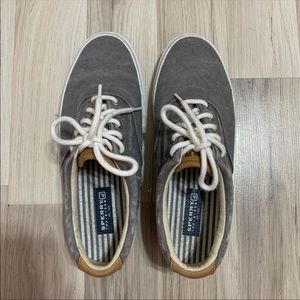Sperry Sneakers